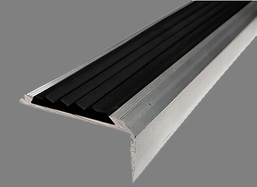 Самоклеющиеся полосы и углы